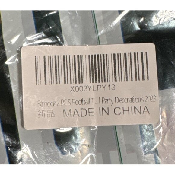 2 Pcs Football Touchdown Party Tablecloths 71 x 35" Plastic - Picture 4 of 5